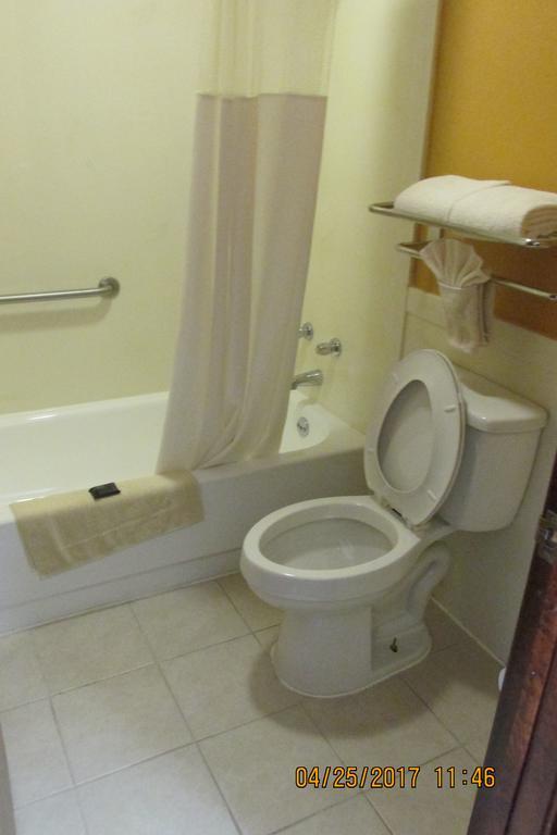 Americas Best Value Inn Byram Zewnętrze zdjęcie