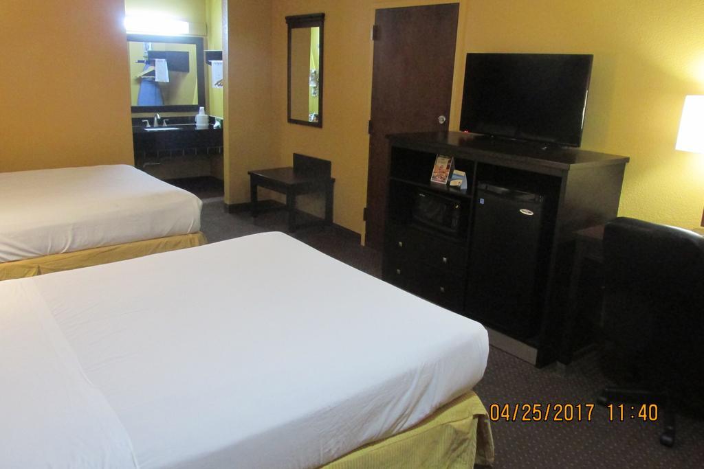 Americas Best Value Inn Byram Zewnętrze zdjęcie