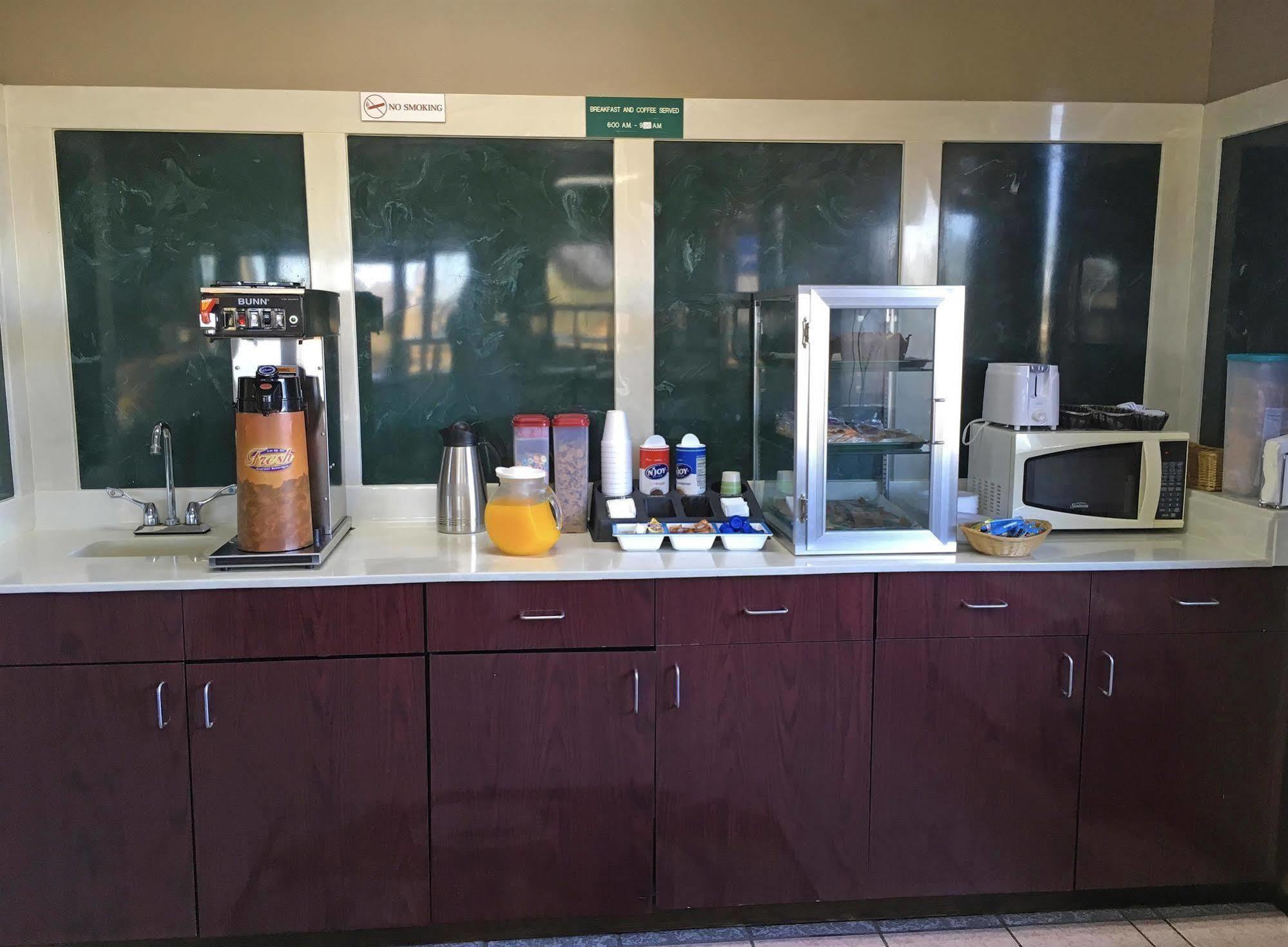 Americas Best Value Inn Byram Zewnętrze zdjęcie