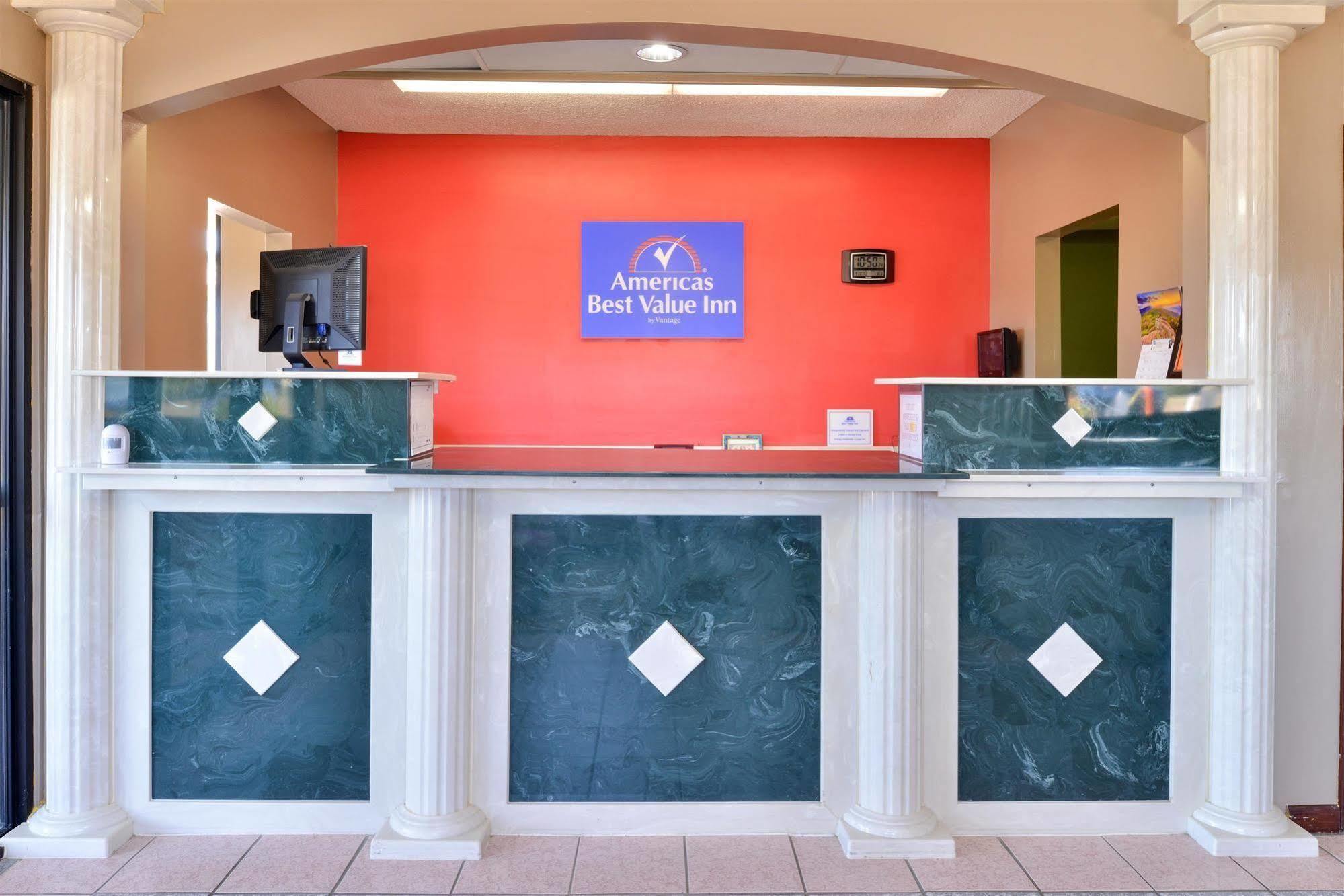 Americas Best Value Inn Byram Zewnętrze zdjęcie