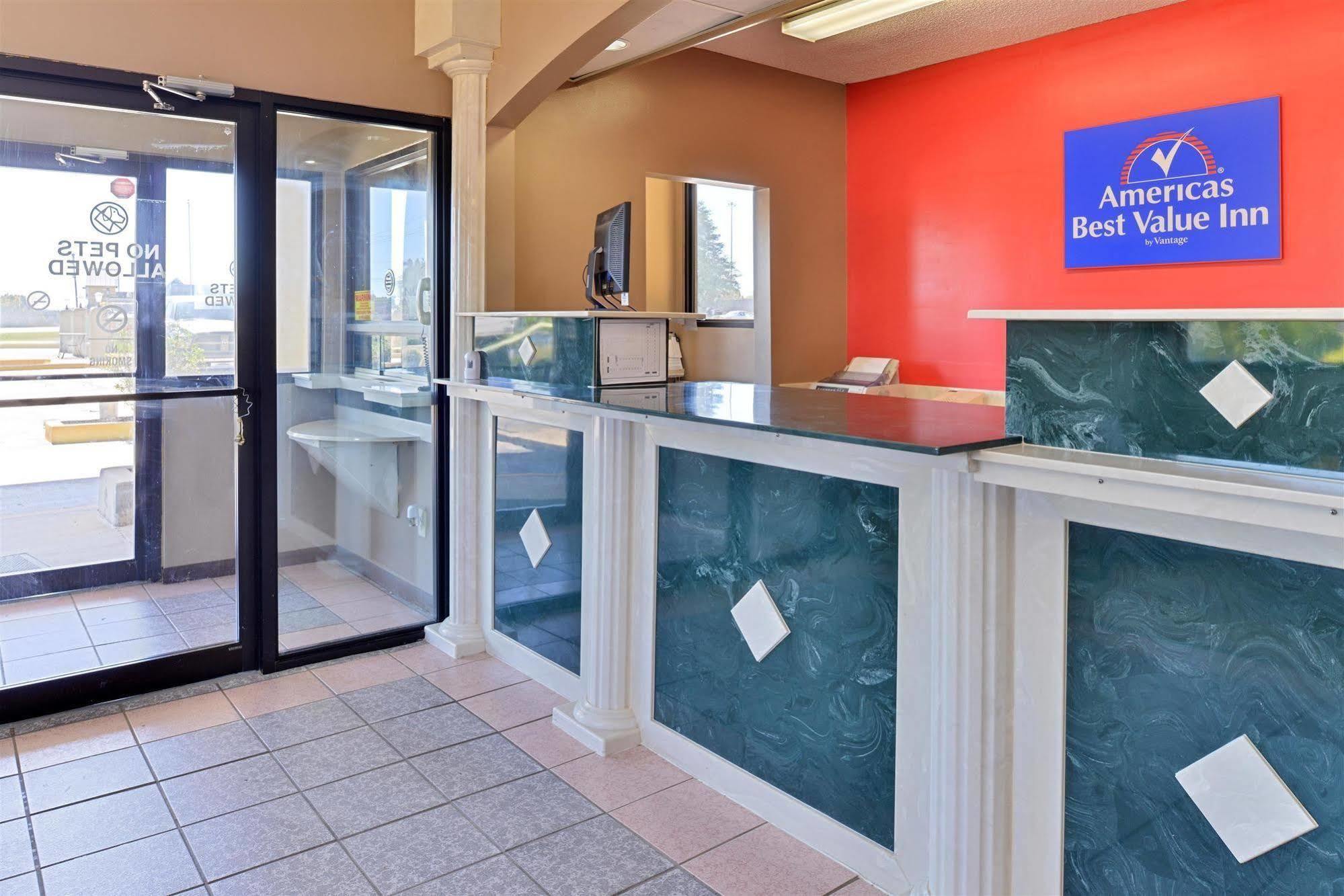 Americas Best Value Inn Byram Zewnętrze zdjęcie